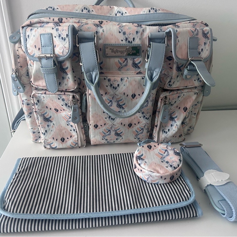 HOUSE OF FLYNN CAMERA/DIAPER BAG